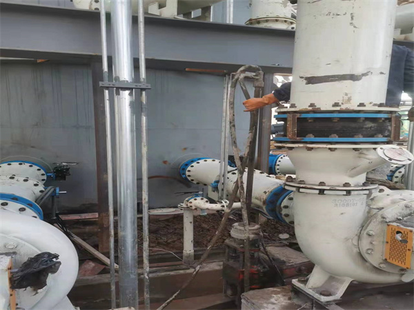 覃塘设备基础沉降下沉注浆加固增加荷载